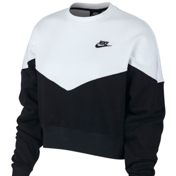 nike sportswear heritage fleece sweatshirt